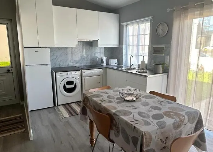 Διαμέρισμα Hortensia's Al Praia da Vitória